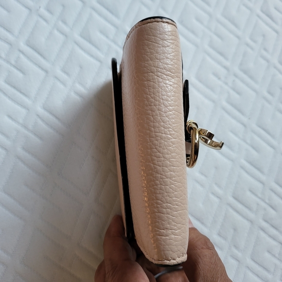 Chloe Small Alphabet Tri-Fold Wallet Textured Leather - Picture 4 of 12